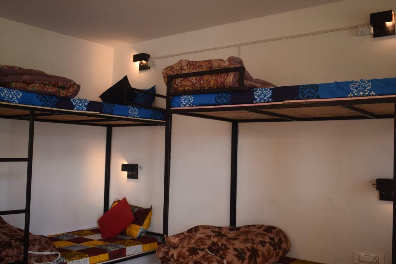 Bros Hostel Manali 外观 照片